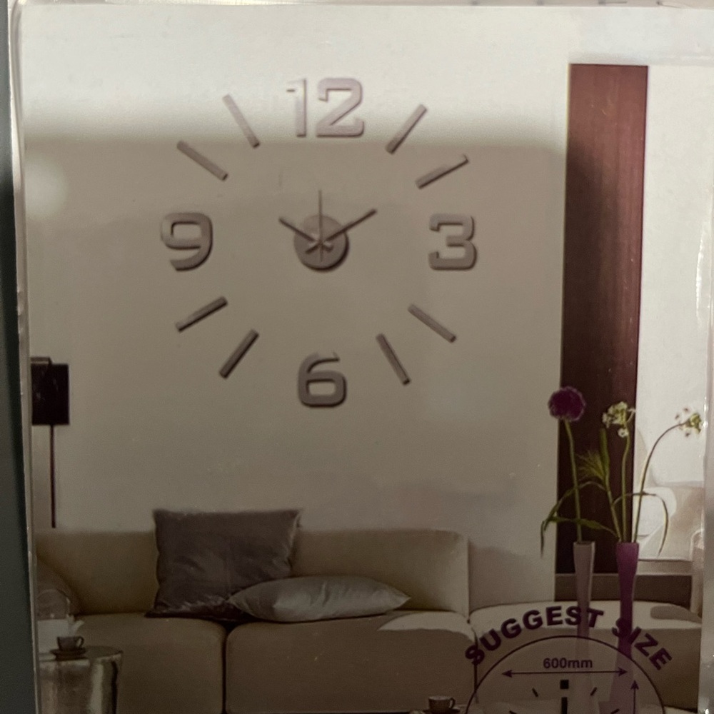 Wall Clock - Picture 3 of 4